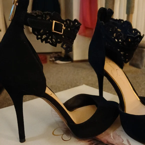 Jessica Simpson Bonney Peep-Toe Pumps - Picture 7 of 12